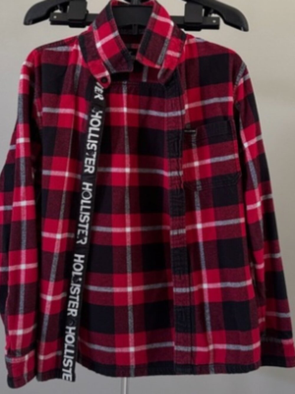 Hollister Men's Red Black Buffalo Plaid Flannel Button Up Shirt Size - Small